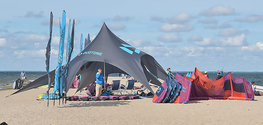 kitesurfing Jastarnia plaża i pływanie